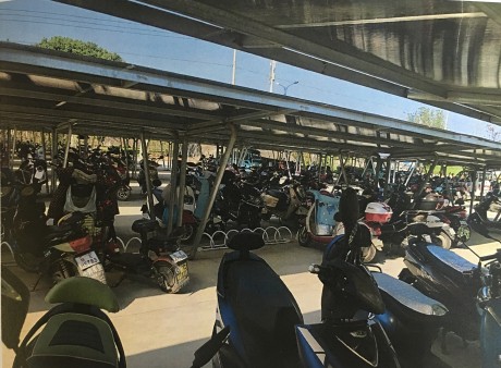 馬鞍山市秀山人民醫(yī)院內(nèi)電動(dòng)自行車場地內(nèi)充電樁服務(wù)經(jīng)營權(quán)(二次）